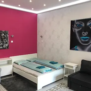  Appartamento Diana's Charming At The Buda Castle Ungheria